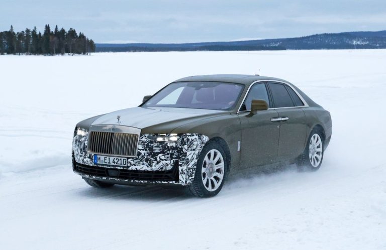 La segunda generación del Rolls-Royce Ghost recibirá su primera renovación