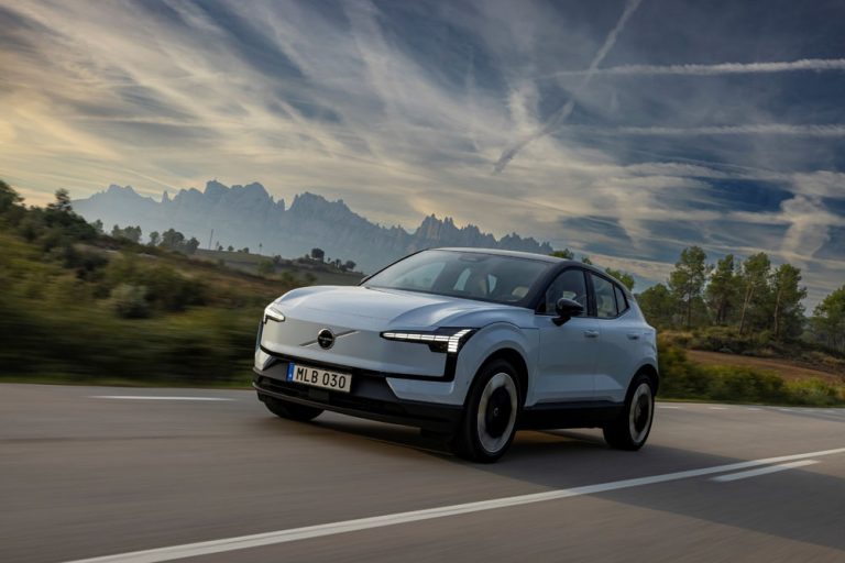 A Volvo sí le va bien con sus eléctricos: sus ventas globales suben un 8 %