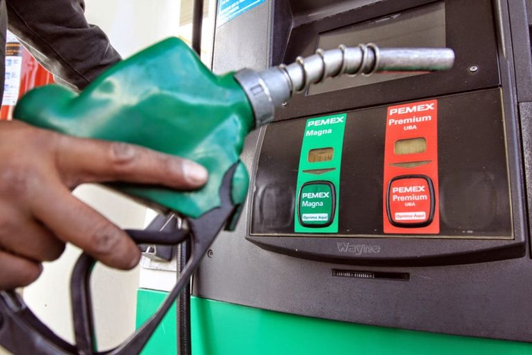 5 trucos para reducir el consumo de gasolina en tu coche