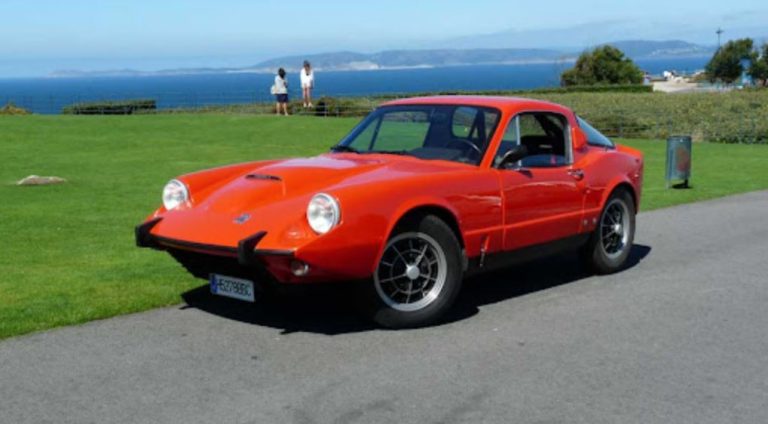 Qué fue de Saab, la marca de coches (y aviones) que pasó de puntera a la ruina