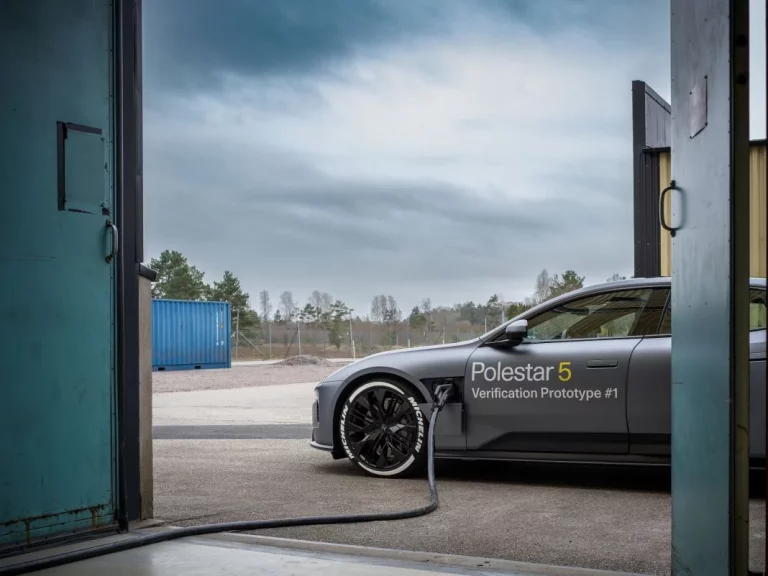 El Polestar 5 demuestra que cargar a 370 kW es una realidad