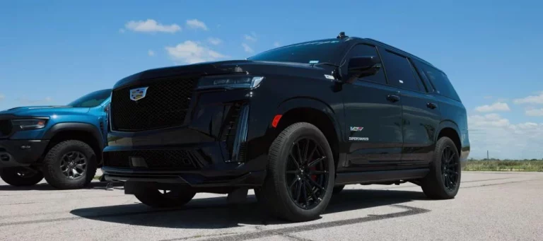 Hennessey Performance saca a la pista a dos pesos pesados: RAM 1500 TRX y Escalade V