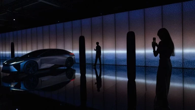 Lexus nos traslada a su futuro en la Semana del Diseño de Milán