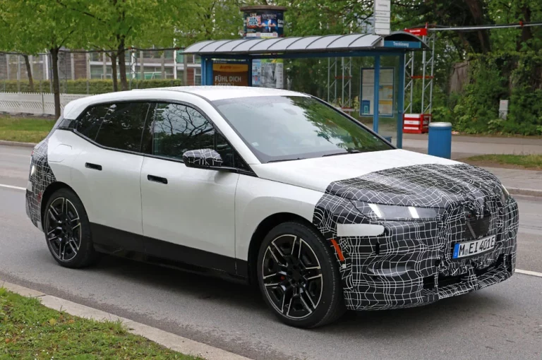 La renovación del BMW iX echa a andar
