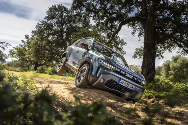 Primera prueba del nuevo Dacia Duster 2024: Sigue teniendo todo lo que nos gusta