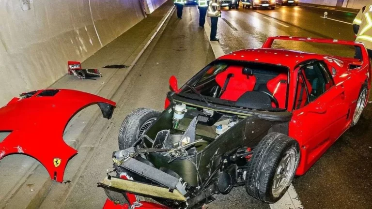 Esto es lo que pasa cuando le dejas un Ferrari F40 de 3 millones a un joven ‘piloto’ de 24 años