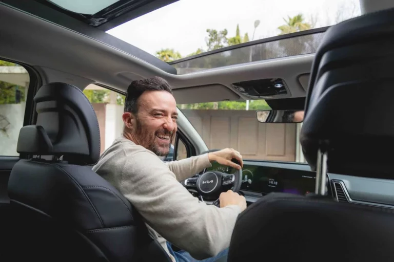 El coche que estrena el actor y cantante Pablo Puyol