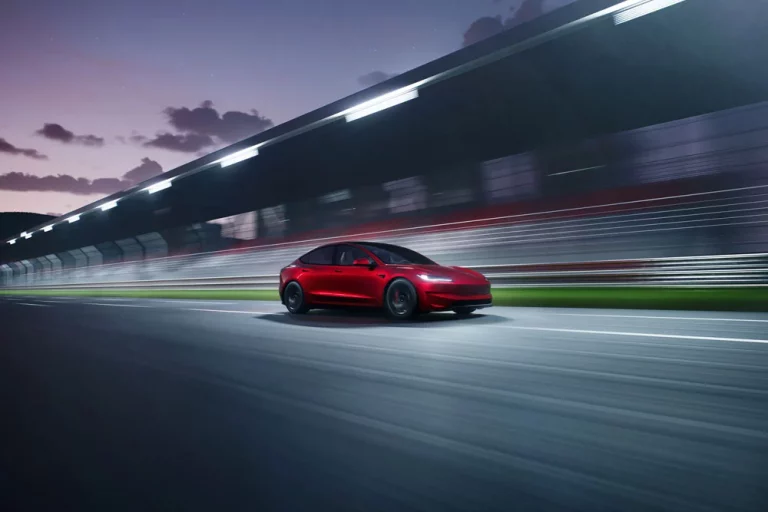 La nueva sorpresa de Tesla se llama Model 3 Performance