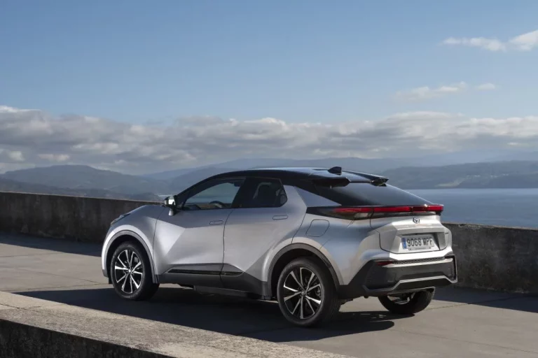Este es el tipo de coche por el que apuestan cada día más españoles