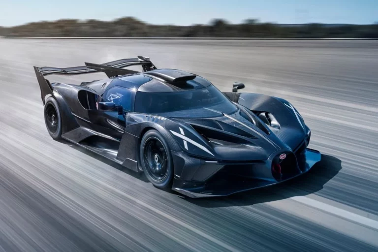 Bugatti Bolide: El (casi) último Bugatti con motor W16 se prepara para entrar en producción