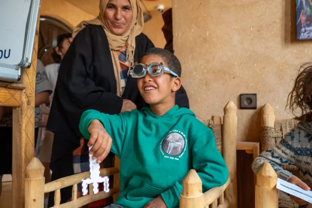 El Hyundai IONIQ 9 debuta en el desierto de Marruecos: así es la expedición solidaria que cambia vidas en el Sáhara 3 Motor16 hyundai el desierto de los ninos 5 Motor16