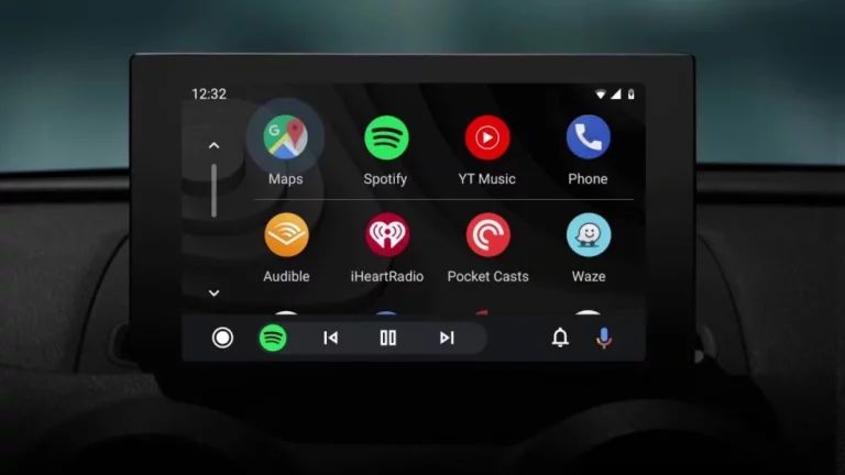 Esta es la página web que te dice si puedes poner un adaptador Android Auto en tu coche