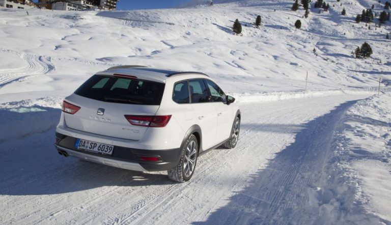 ¿Sabías que la nieve tiene un ‘código de colores’? Pues la DGT te dice qué significa cada uno