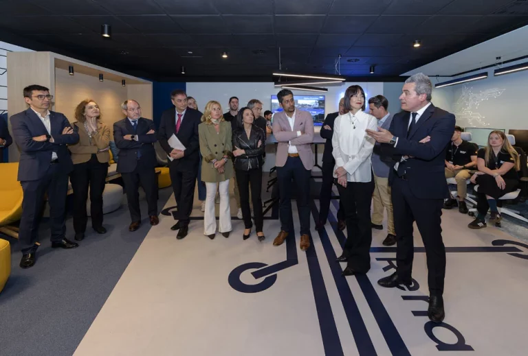 Las ayudas a la conducción del futuro en el Grupo Renault se desarrollarán en Madrid