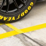 Goodyear pierde 1.700 millones y admite que no puede competir con los neumáticos chinos de 12 dólares: este es su plan