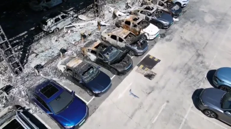 ¿Sabotaje, falla de los coches o mala suerte? BYD sufre su décimo incendio y se lavan las manos