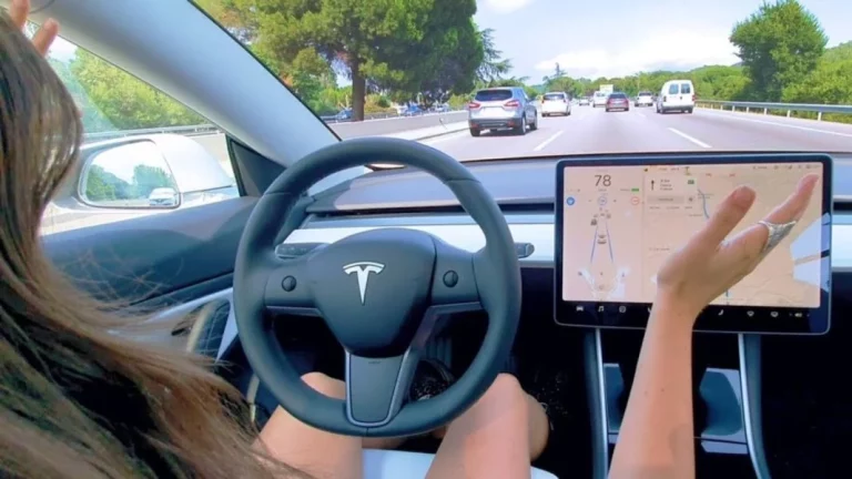La evolución de Tesla: revolucionando la industria automotriz con innovación eléctrica