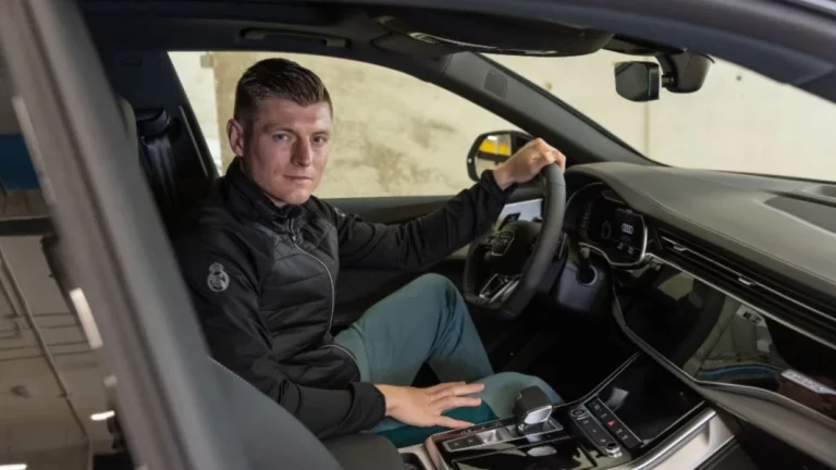 El día que Toni Kroos apareció a un entreno del Real Madrid con un deportivo de 350.000 euros