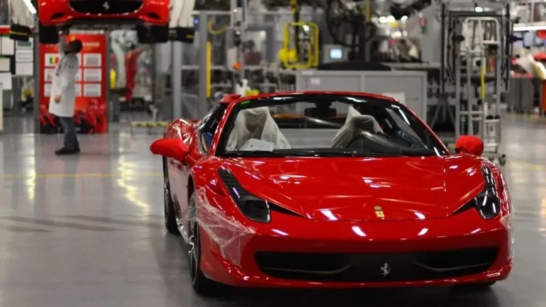 Las reglas que deben cumplir los propietarios de Ferrari para no entrar en la lista negra