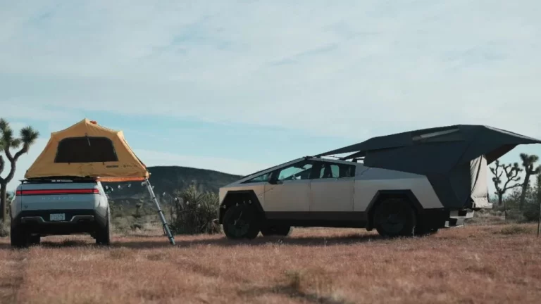 Así son las tiendas de campaña que convierte en camper a los Tesla Cybertruck y Rivian R1T