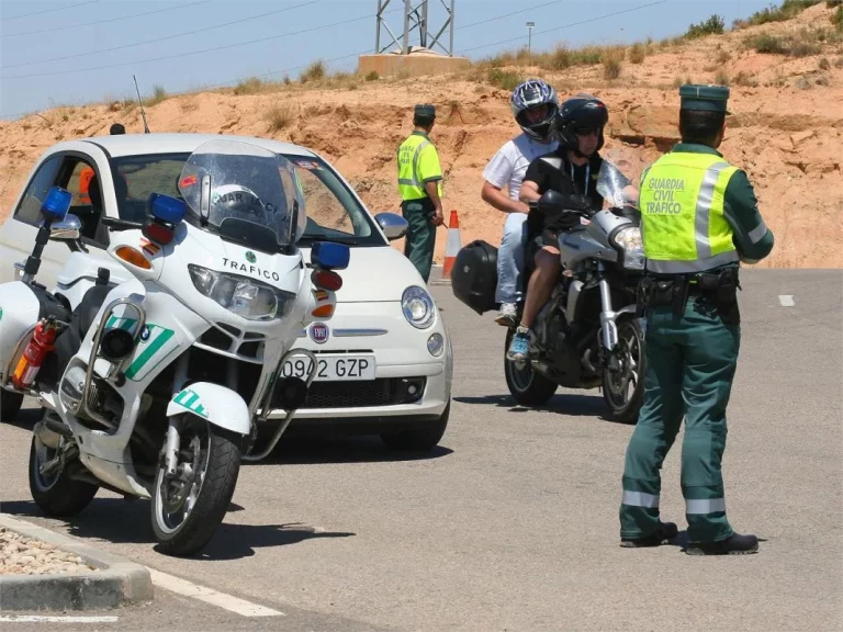 La multa más ‘bizarra’ que la DGT puede poner a un motorista… Y son 100 euros