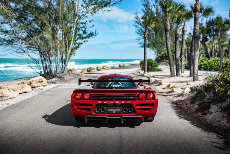 Por este Saleen S7 han pagado una cifra tan elevada como su potencia