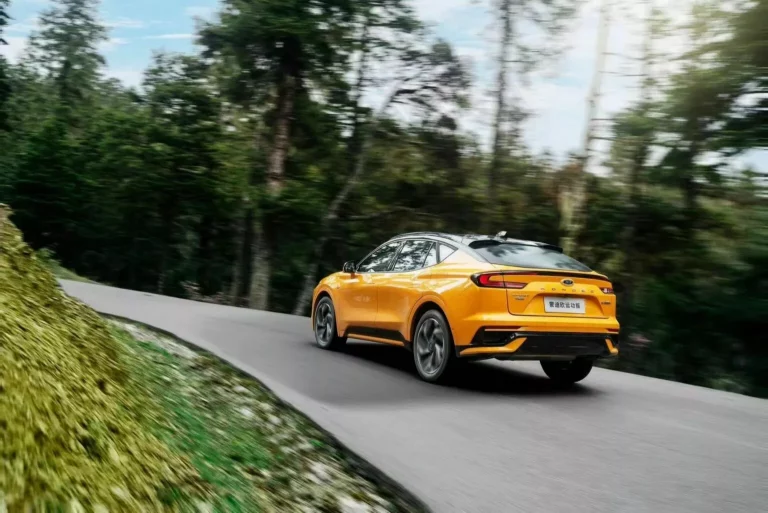 Ford Mondeo Sport: La suerte que tienen en China