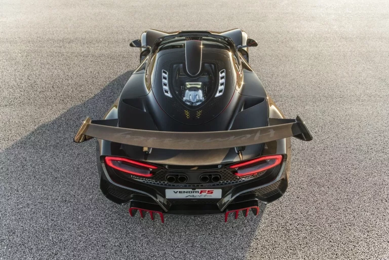 Este Hennessey Venom F5 llega con una MasterClass en carbono incluida