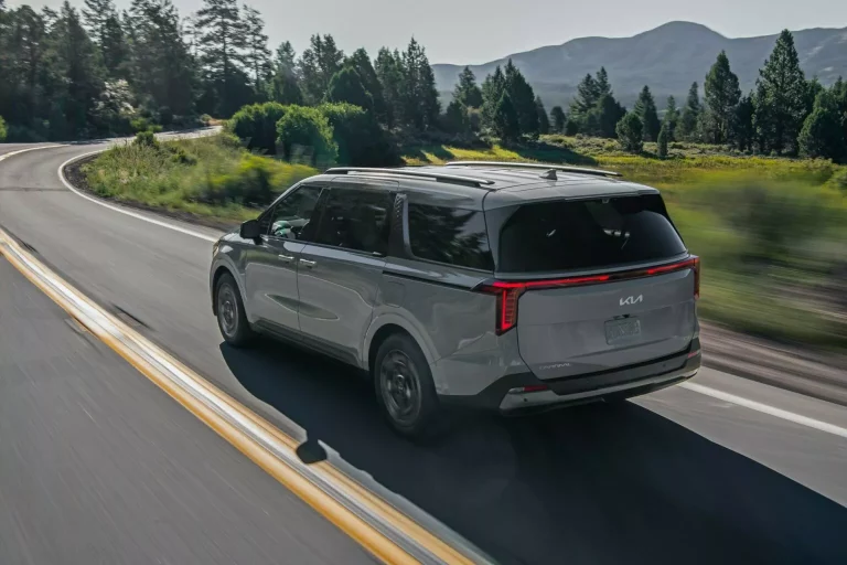 Kia Carnival: Un sensacional monovolumen a precio de Sportage