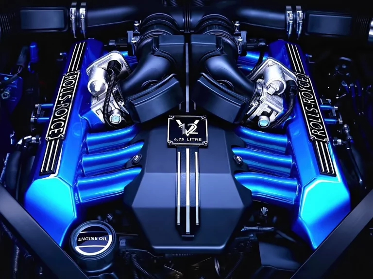 Rolls-Royce crea un V10 híbrido con 1.496 CV que no verás en sus coches