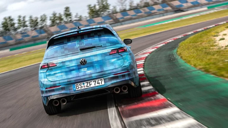 El nuevo Volkswagen Golf R ya tiene números… Y no son los que esperabas