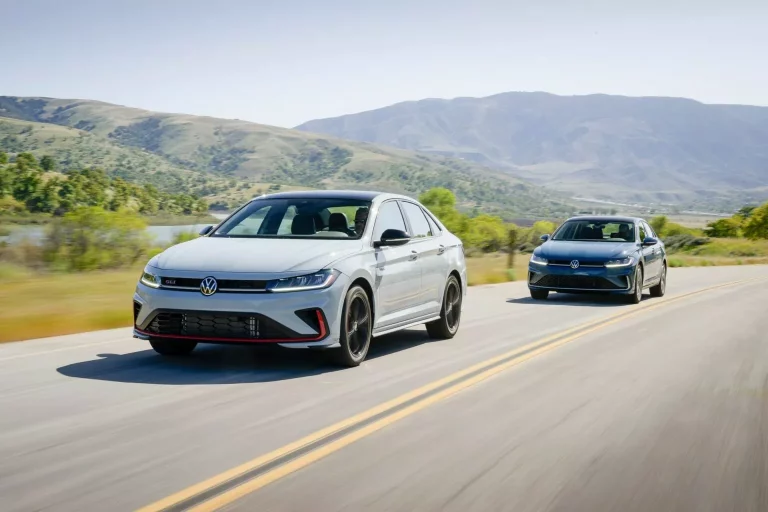 El Volkswagen Jetta se actualiza en el país donde aún adoran las berlinas
