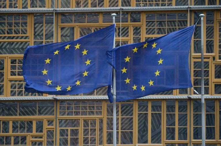 Bruselas inspecciona una consultora que ayudó a un presunto cartel de fabricantes de neumáticos