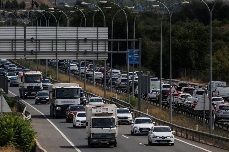 Los desplazamientos por carretera en coche van a aumentar este verano
