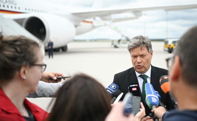 El ministro de Economía alemán viaja a China en un momento marcado por los aranceles