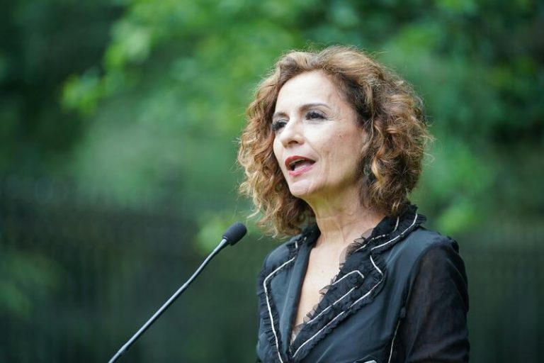 Reforma fiscal: Un único impuesto estatal para vehículos en España