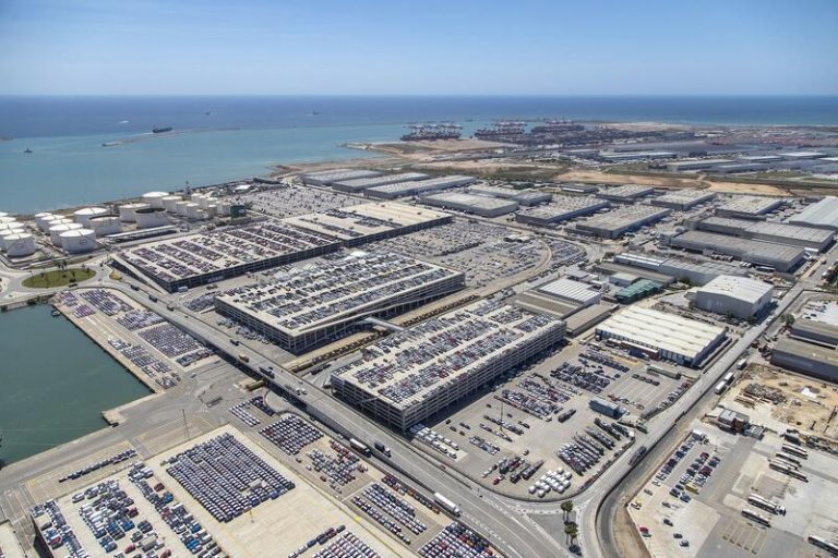 El Puerto de Barcelona tendrá una nueva terminal para vehículos
