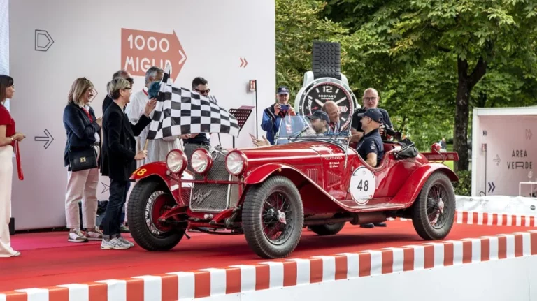 Alfa Romeo sigue haciendo historia en la Mille Miglia