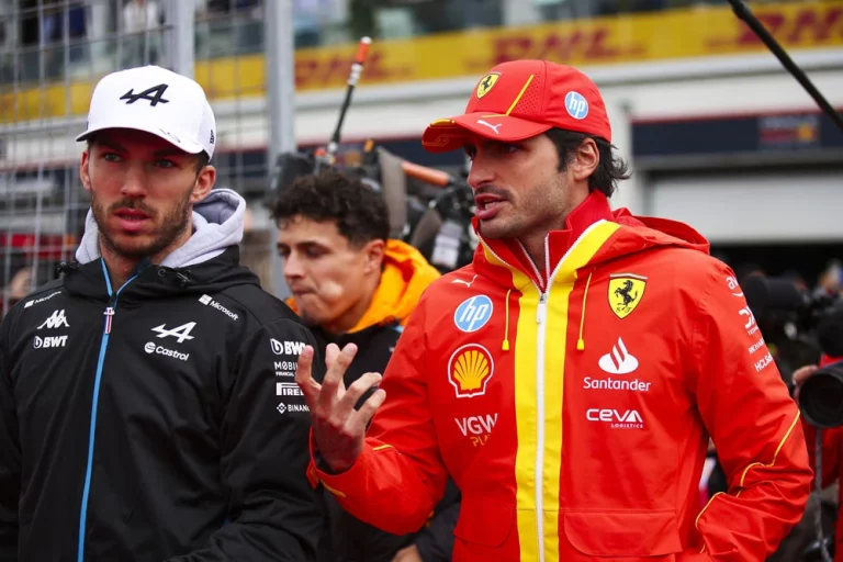 Si fuera por la inteligencia artificial Carlos Sainz correría en este equipo en 2025