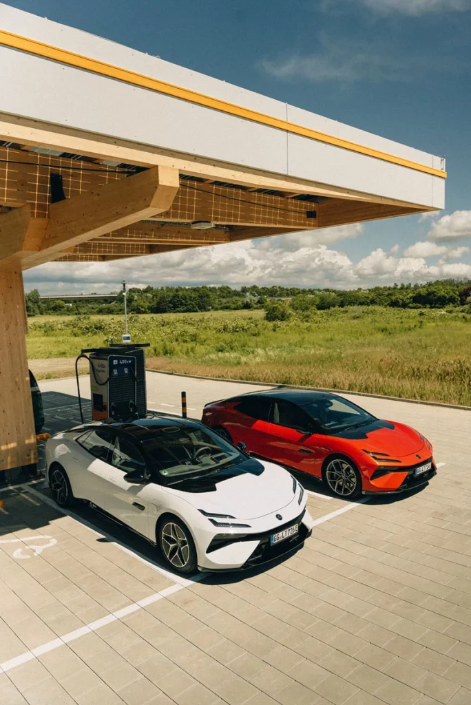 LOTUS EMEYA 7 Motor16