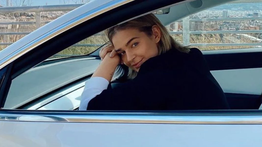 Laura Escanes vivió una pesadilla dentro de su Tesla: "Estoy temblando"