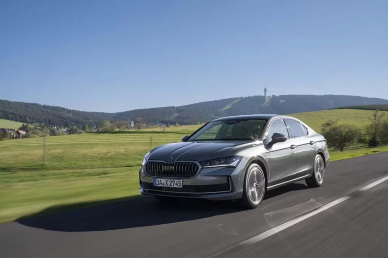 Nuevo Škoda Superb. Todas las claves  de un coche ‘redondo’