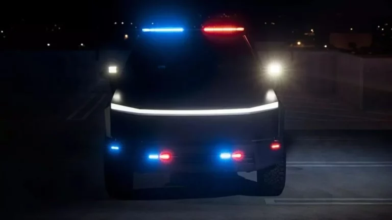 El Tesla Cybertruck se convierte en coche de policía