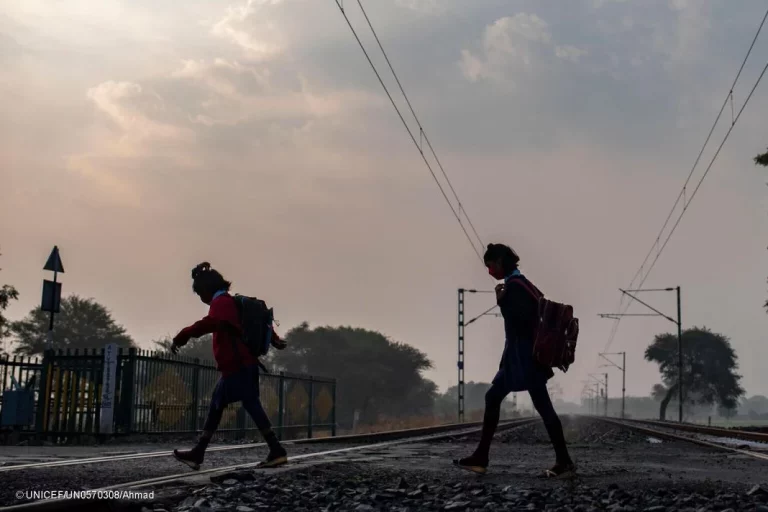 La alerta de UNICEF: 600 niños o jóvenes mueren al día en accidentes de tráfico, uno cada 2 minutos