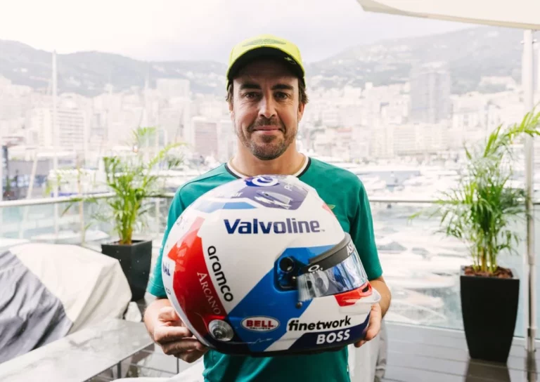 ¿Quieres el casco de Fernando Alonso firmado por el piloto? Atento a este concurso
