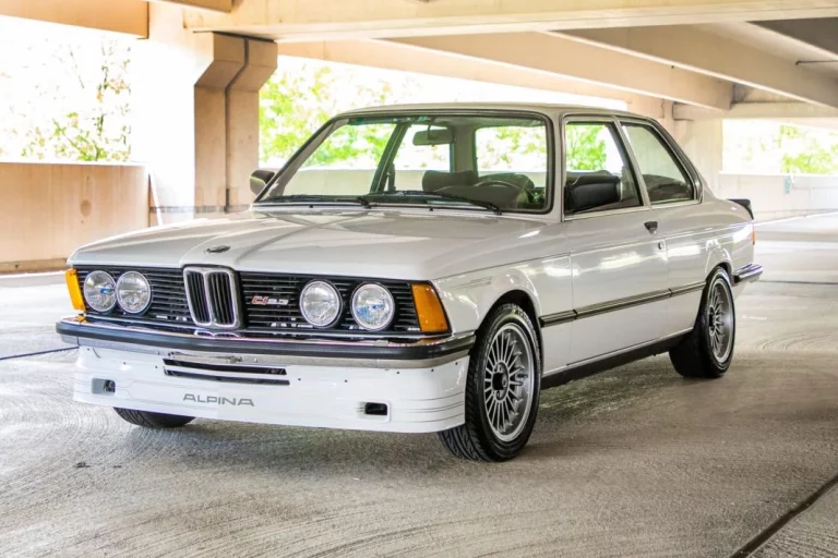 Este BMW Alpina C1 2.3 de 1982 busca dueño y, por ahora, cuesta menos de 1.000 euros