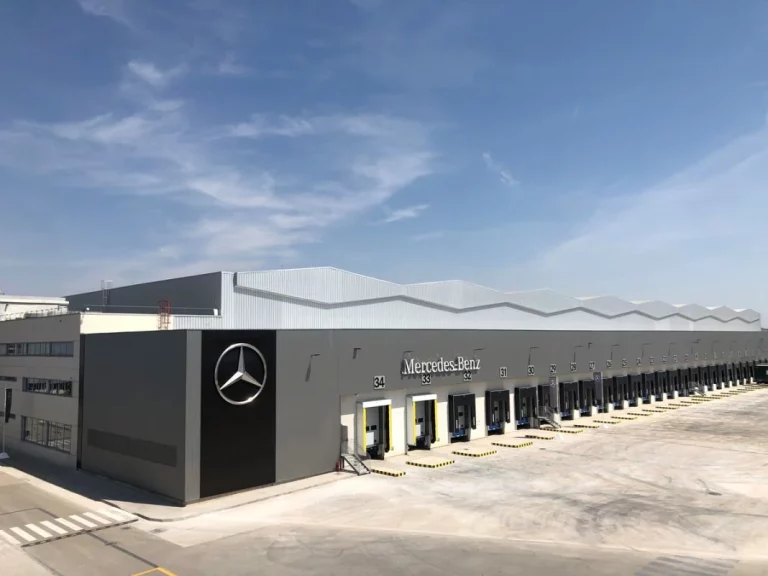 Mercedes-Benz amplía el centro desde el que salen todas las piezas de sus coches