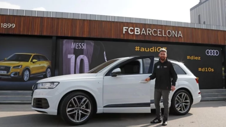 Los coches de Messi en Barcelona: ¿vendidos, subastados o guardados?