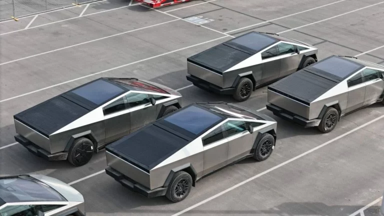 Dos problemas por los que Tesla retira del mercado más de 23.000 Cybertrucks