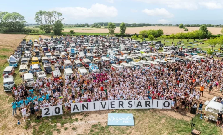 El motivo por el que 1.000 furgonetas Volkswagen han acudido a un camping de la Costa Brava